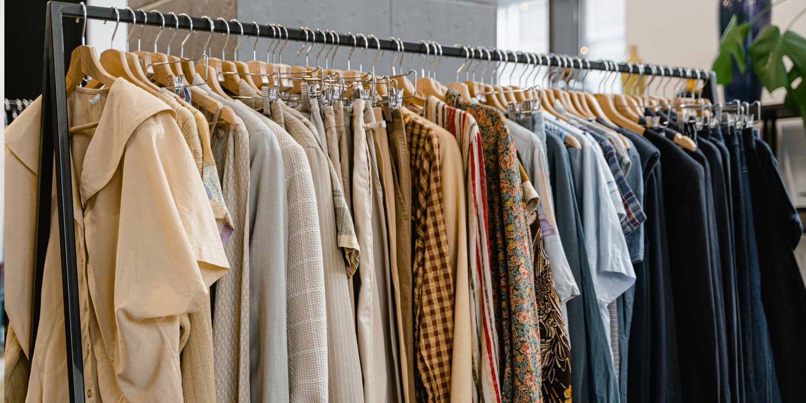 Planning Seasonal Apparel Purchases for Teams and Events